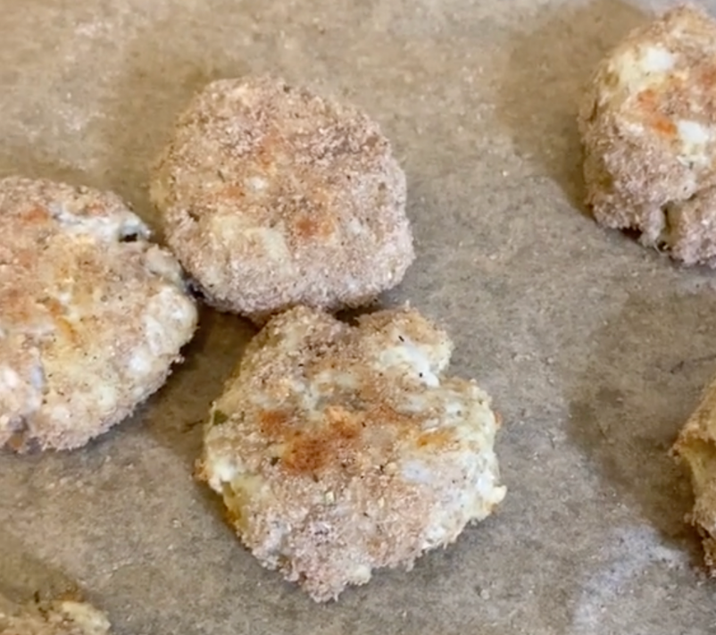 Les nuggets de chou-fleur et poulet