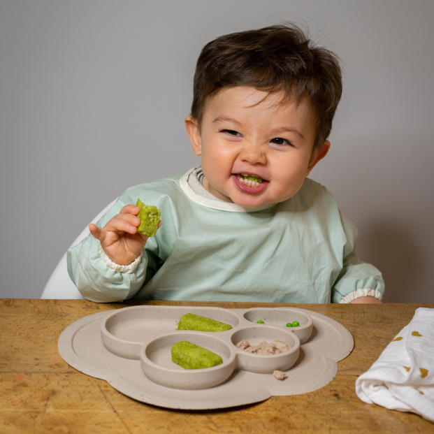 La diversification alimentaire mixte : le combo parfait entre purées lisses et morceaux !
