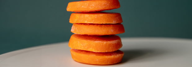 6 mois - Purées lisses : En portions de 20g pour ses premières cuillères